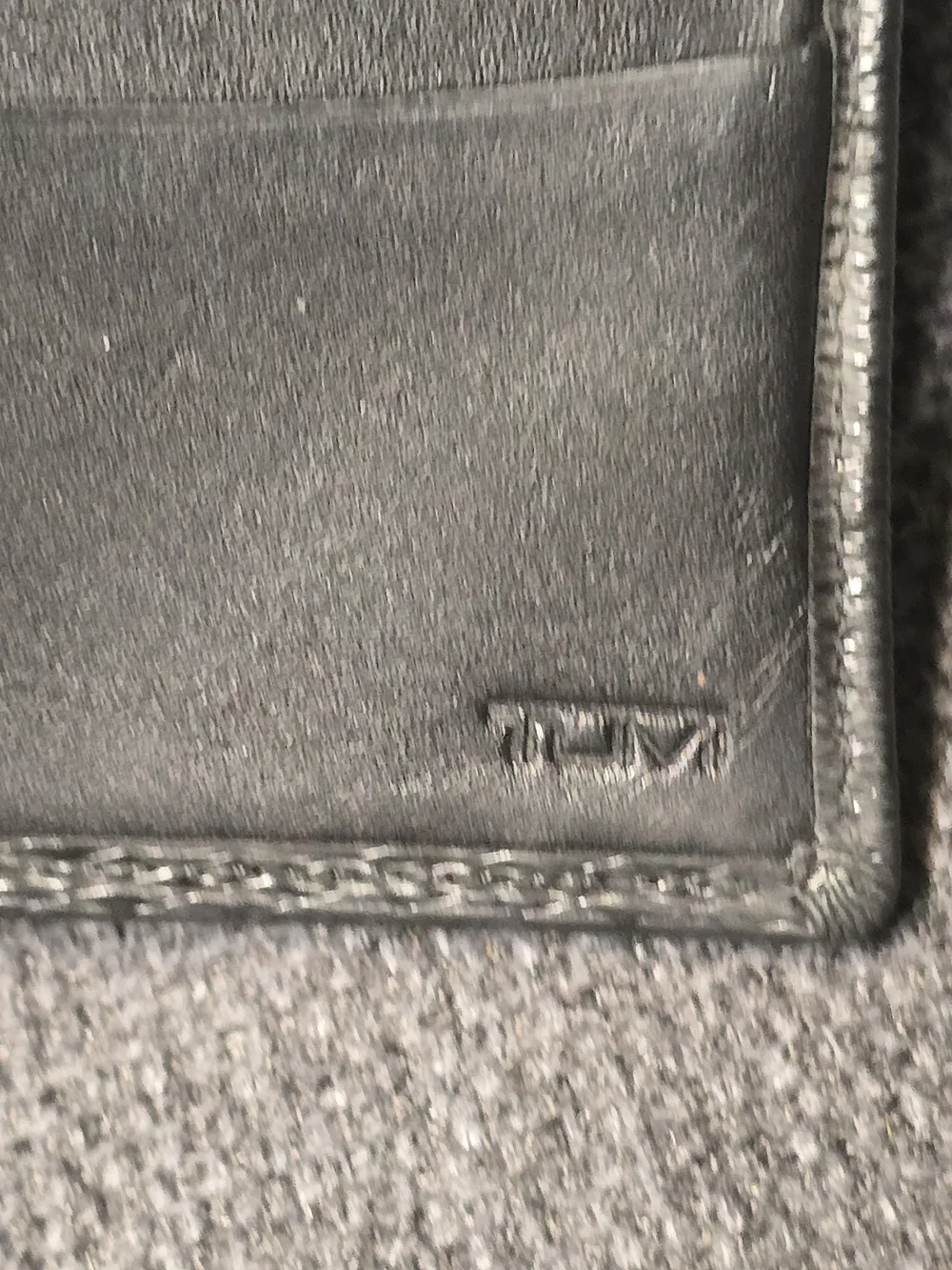Tumi compact bi